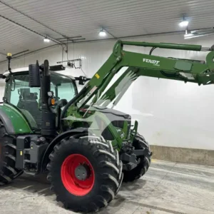 2019 Fendt 724 VARIO Tractor