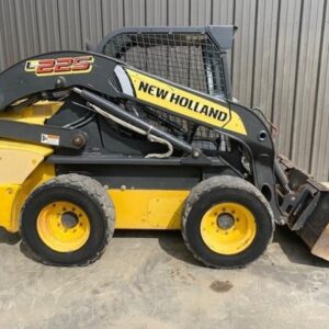 2013 NEW HOLLAND L225